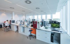 物理實驗室操作臺多少錢？價格如何？